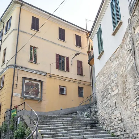 Apartament La Casa Di Pietra Di Moltrasio! Moltrasio