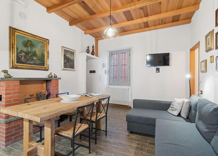 La Casa Di Pietra Di Moltrasio! Daire Moltrasio